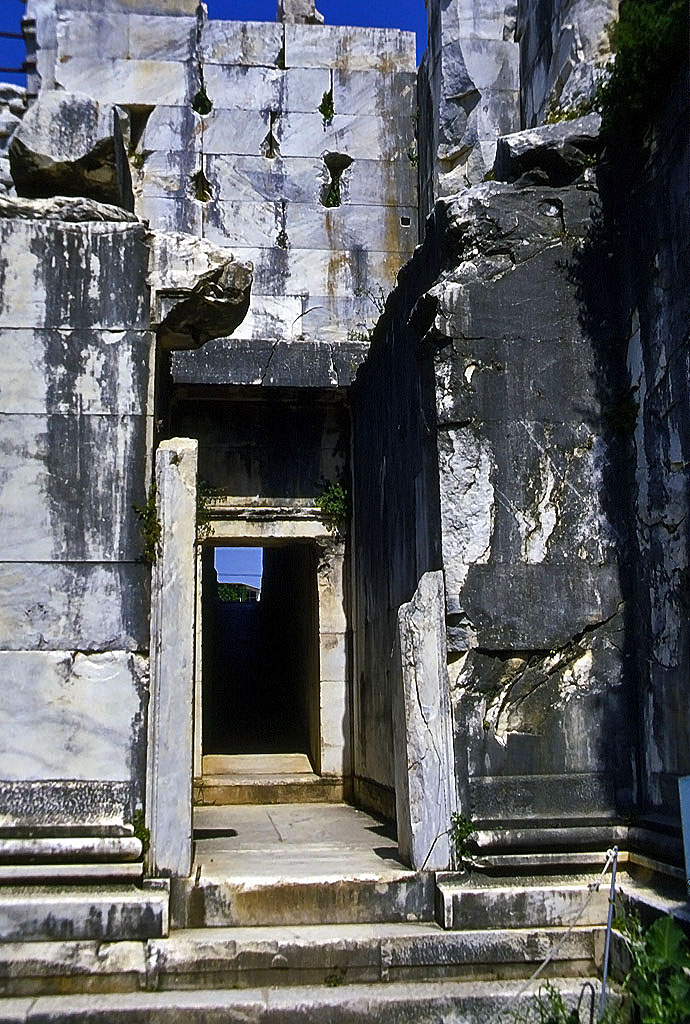 24.04.1993 | Apollon-Tempel   | sitlicher Eingang ins Innere