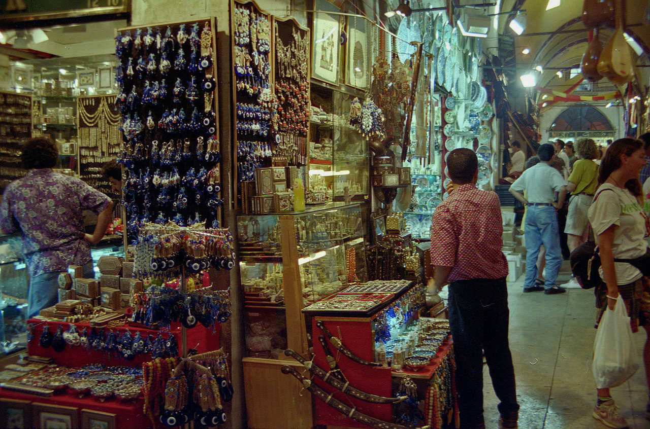 22.06.1993 | großer Basar   | Souvenirgeschäfte im großen Basar