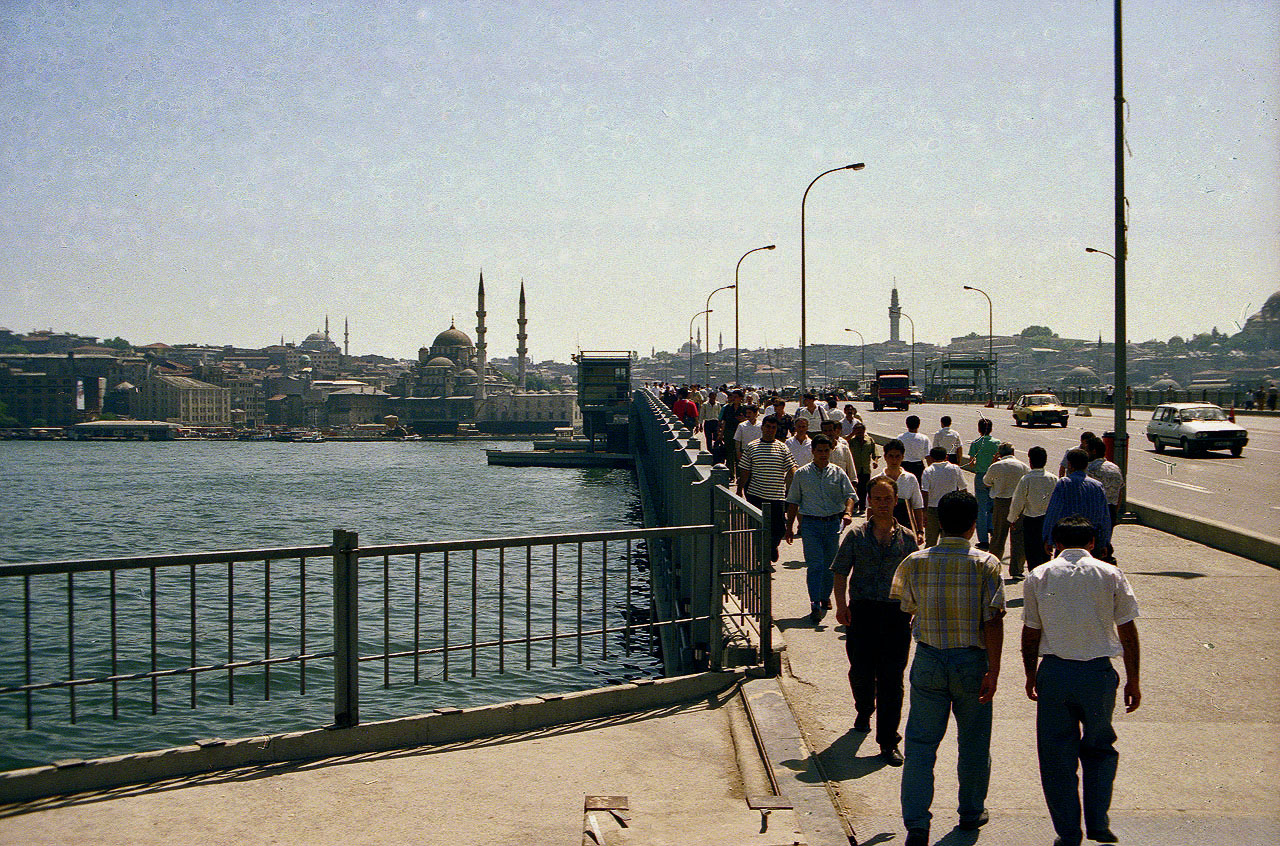 24.06.1993 | Galatabrücke | Galatabrücke vor Moscheen-Panorama