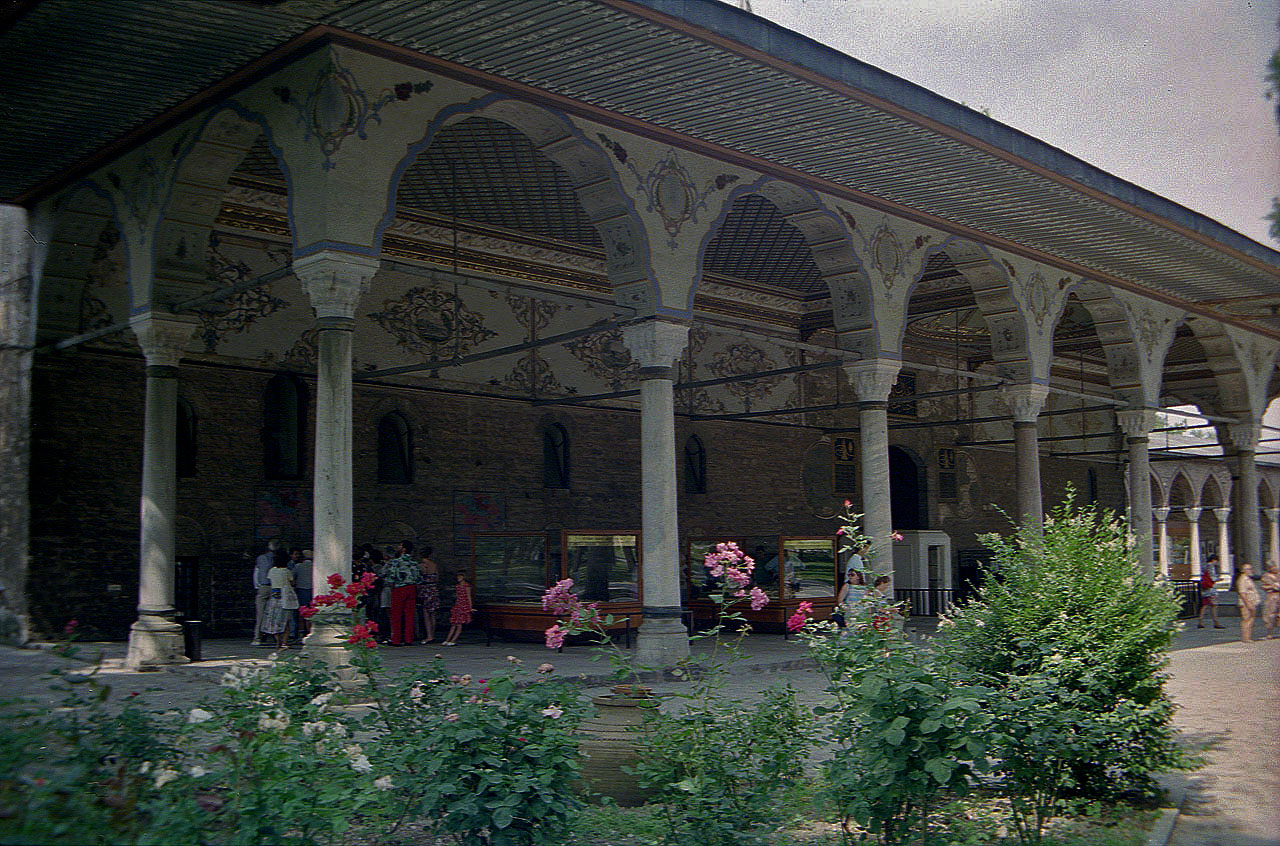 25.06.1993 | Topkapi | hinterm Palast- Eingang