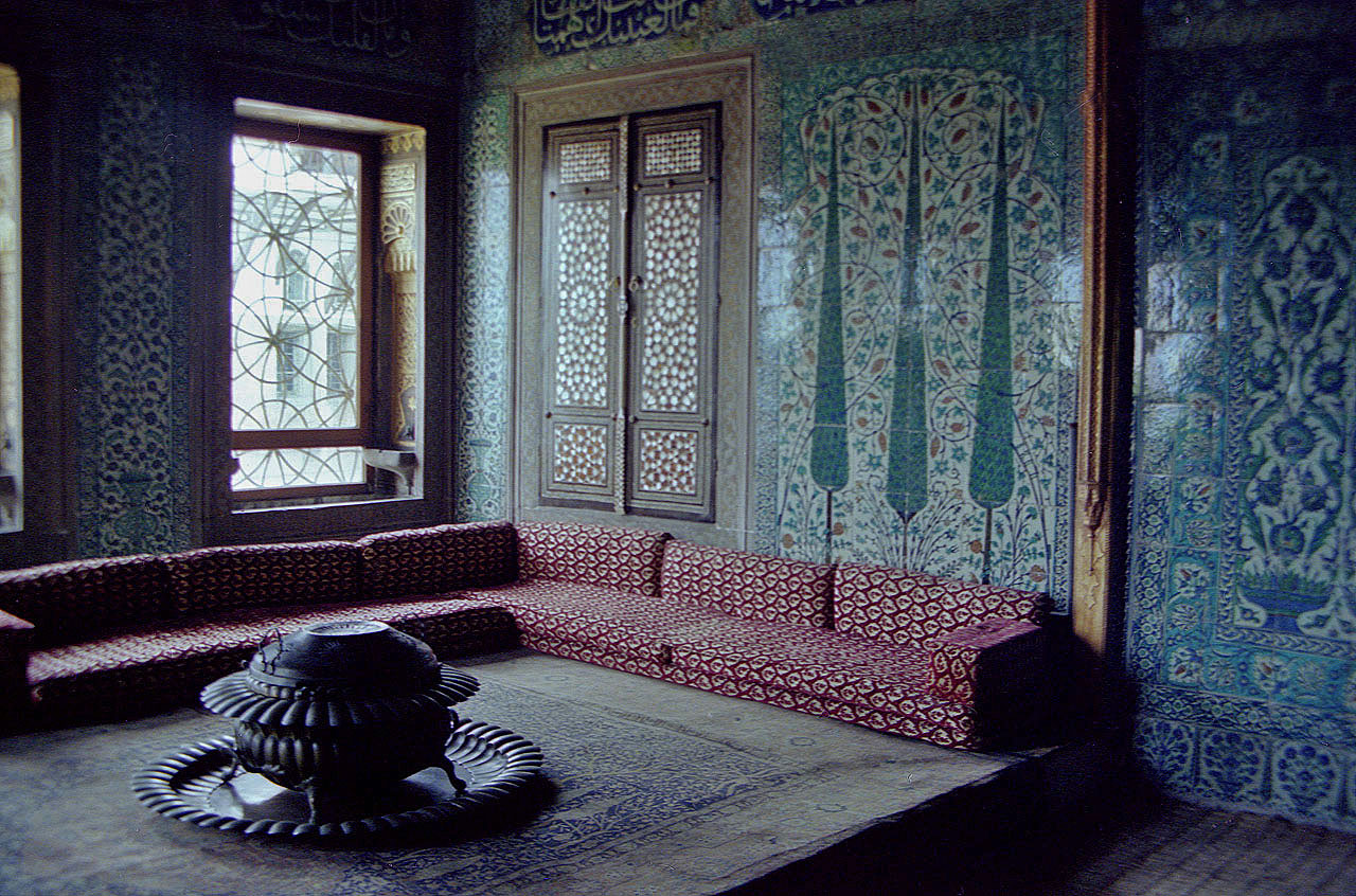 25.06.1993 | Topkapi | Sitzecke im Palast