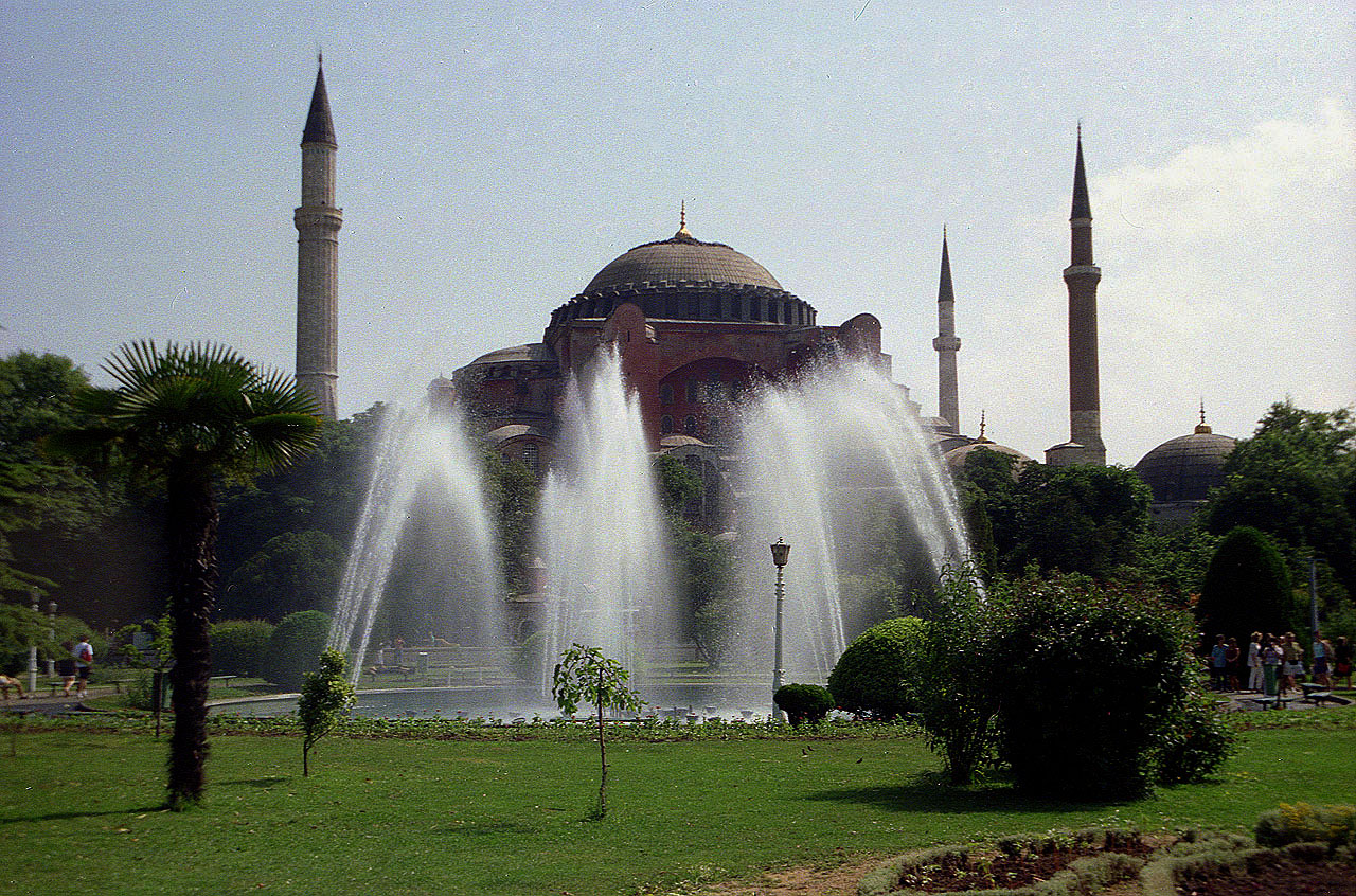 26.06.1993 | Haghia Sophia   | Haghia Sophia hinter Springbrunnen