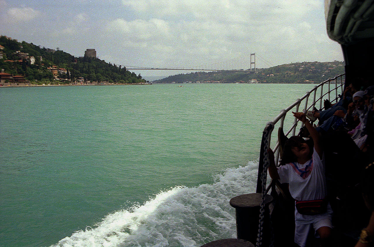 26.06.1993 | Bosporus Tour | zweite Bosporus Brücke mit Rumeli Hisar
