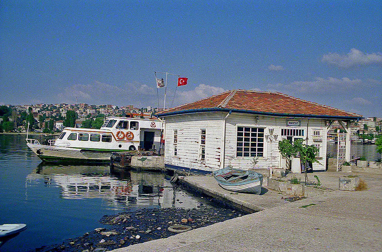 26.06.1993 | Goldenes Horn | Anlagestelle Iskele nahe der alten Galata Brücke
