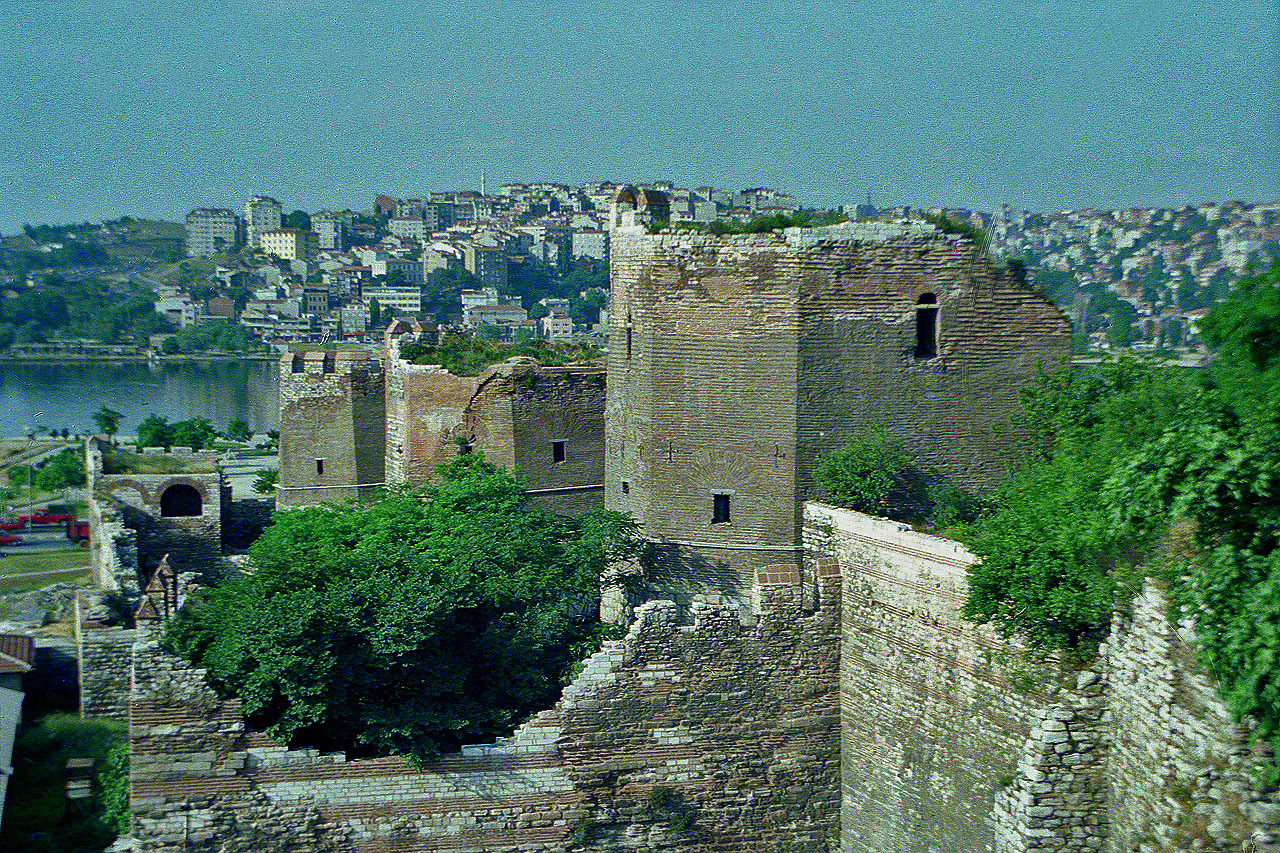 26.06.1993 | Stadtmauer | Wachttürme der Theodosianischen Landmauer