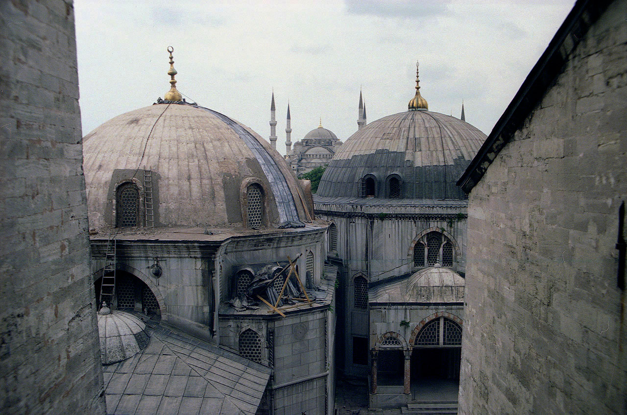 27.06.1993 | Haghia Sophia   | Blick über Kuppeln zur Blauen Moschee