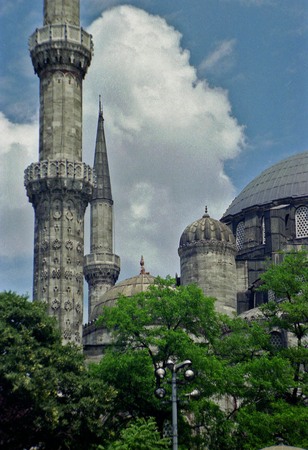 27.06.1993 | Prinzen Moschee | Details der Minarette und Kuppeln
