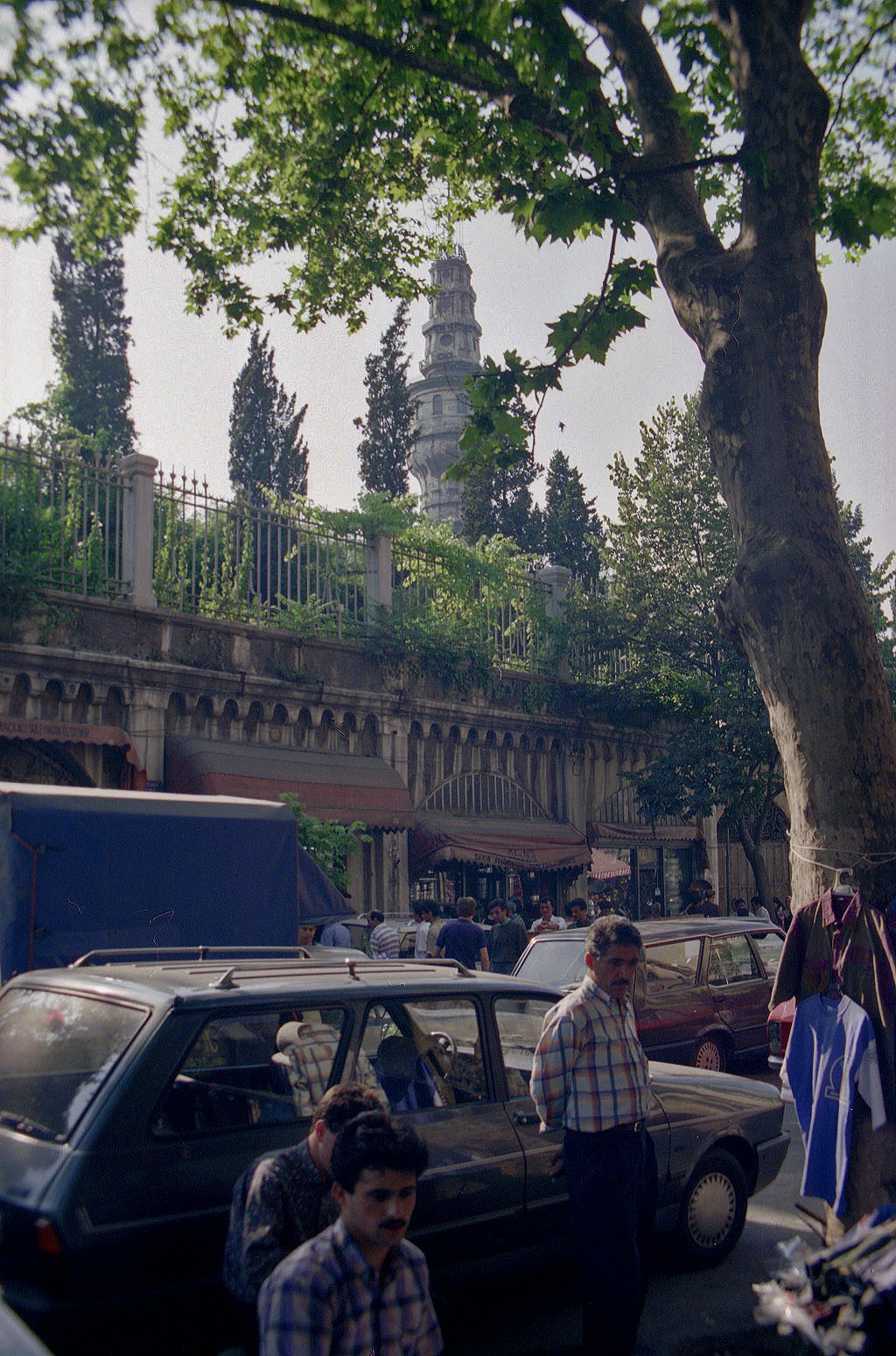 28.06.1993 | Basar | Eingang am Abend