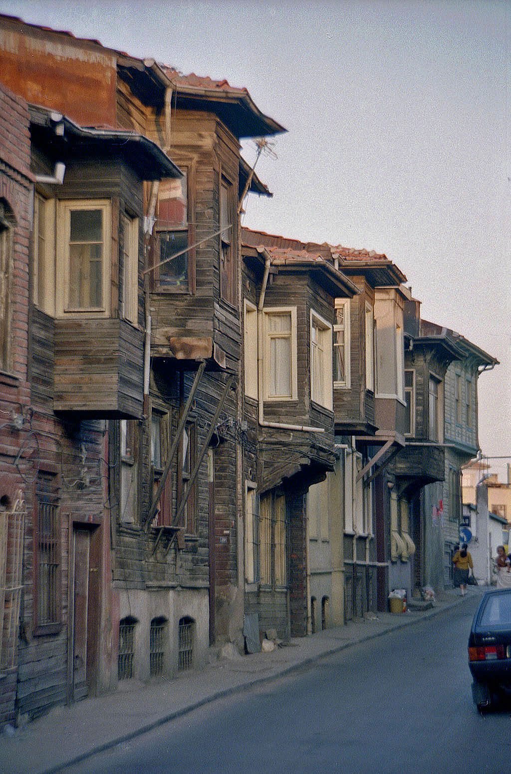 28.06.1993 | Sultanahmet | typische Holzhäuser in der Altstadt