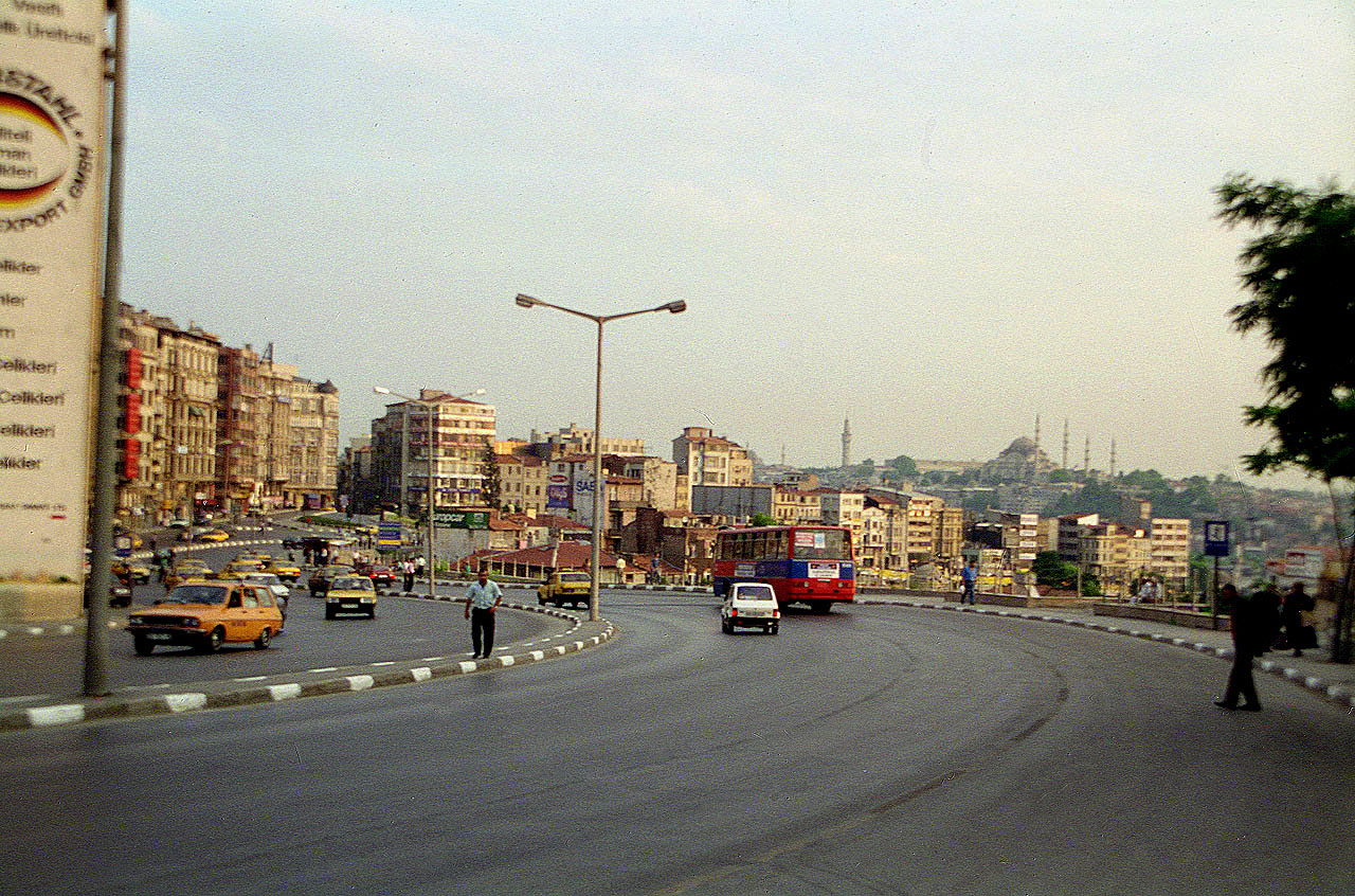29.06.1993 | Galata | Refik Saydam Caddesi und Moscheenpanorama