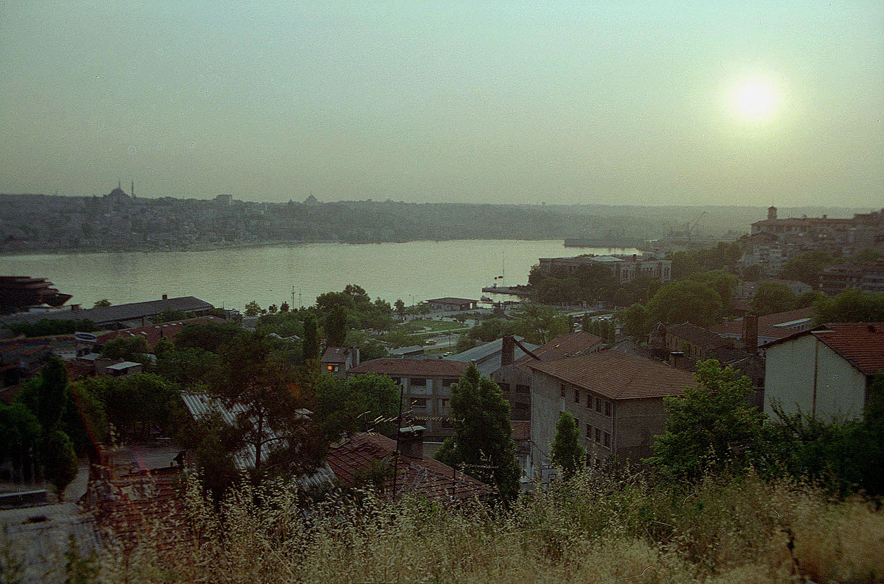 29.06.1993 | Galata | Blick übers Goldene Horn und Stadtgebiet