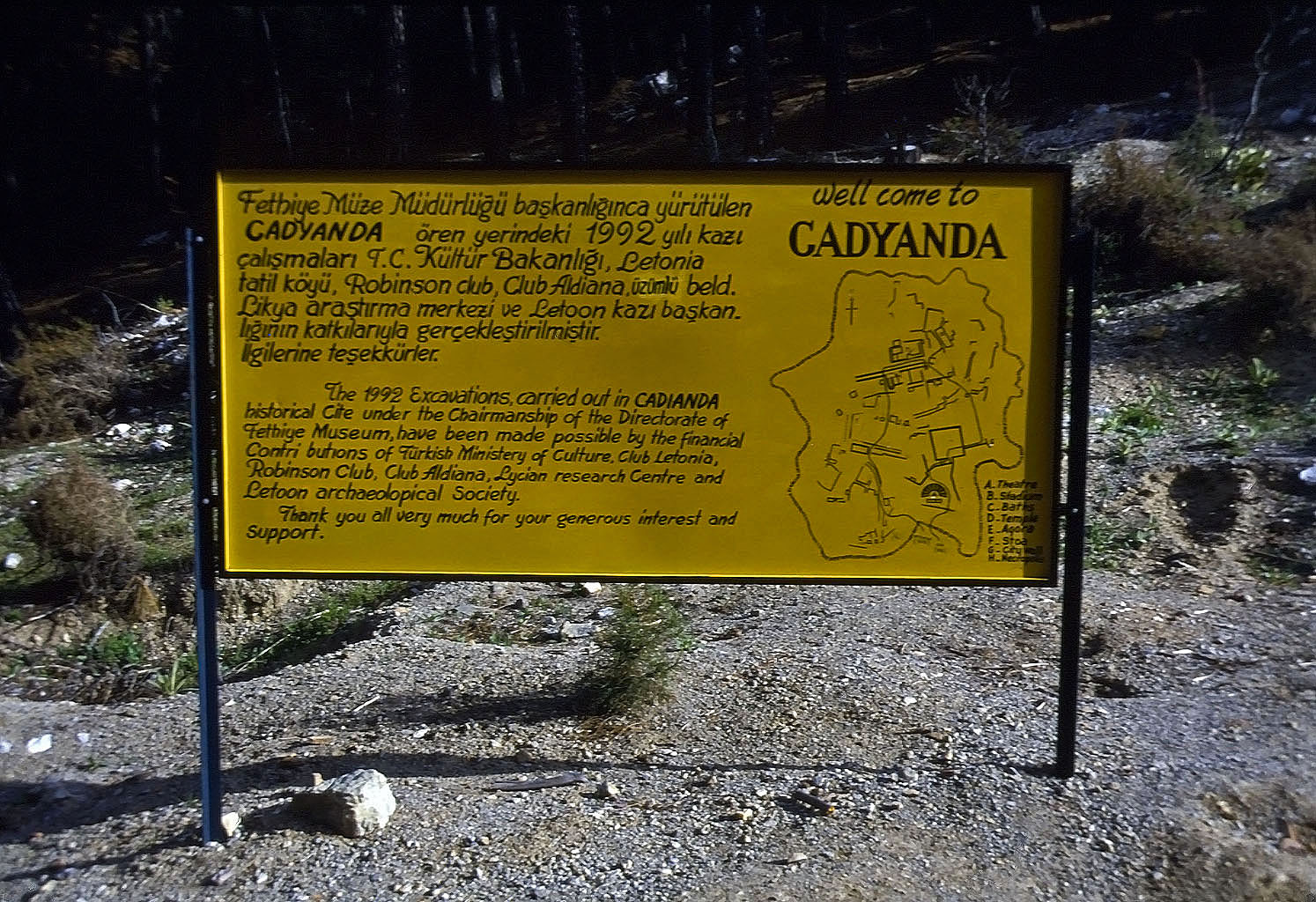 23.04.1993 | Kadyanda | offizielle Informationstafel am Parkplatz