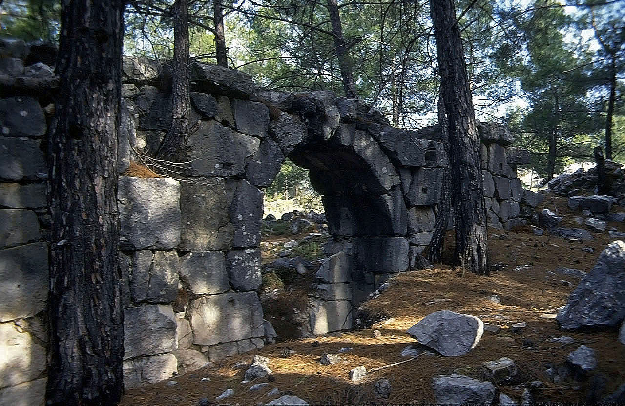 23.04.1993 | Stadtgebiet | Mauerreste im Stadtgebiet