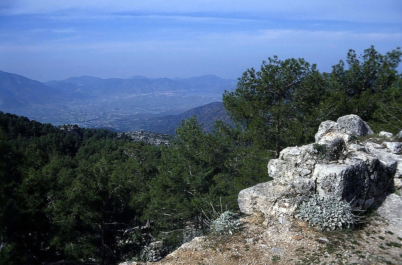 23.04.1993 | Stadtmauer | Blick auf Fethiye von Stadtmauer