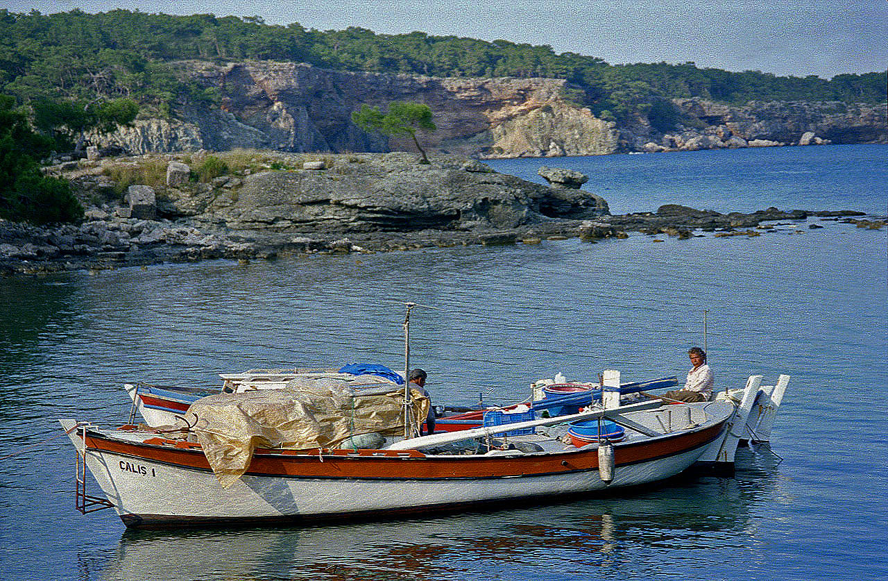 27.04.1995 | bei Kemer | Fischer-Boote vor Küste