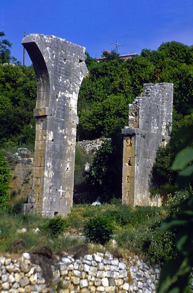 30.04.1993 | Korykos | Überreste eines Aquädukts