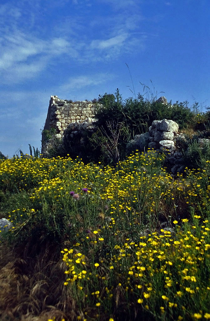30.04.1993 | Korykos | Mauerreste im Stadtgebiet Korykos