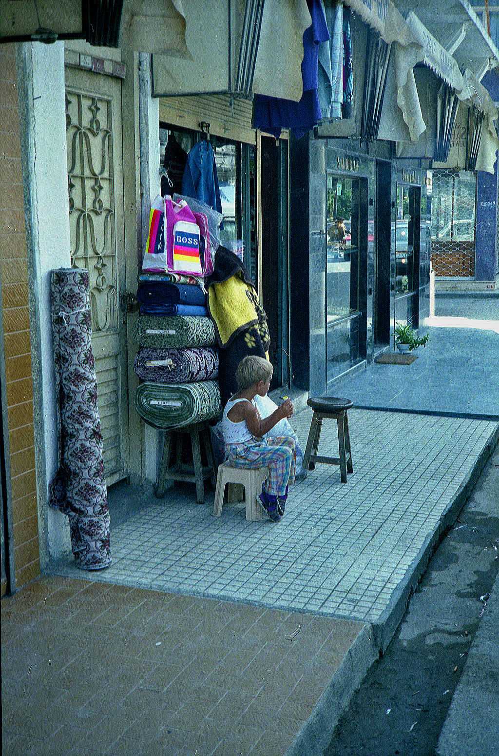 24.09.1992 | Manavgat | Stoffgeschäft