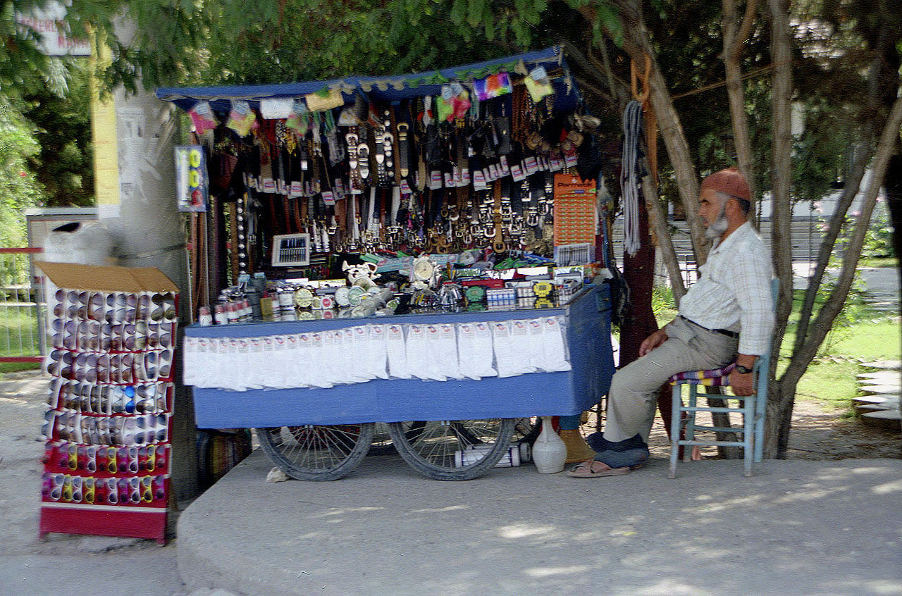 24.09.1992 | Manavgat | Klein-Händler für Touristen an der Stahlbrücke