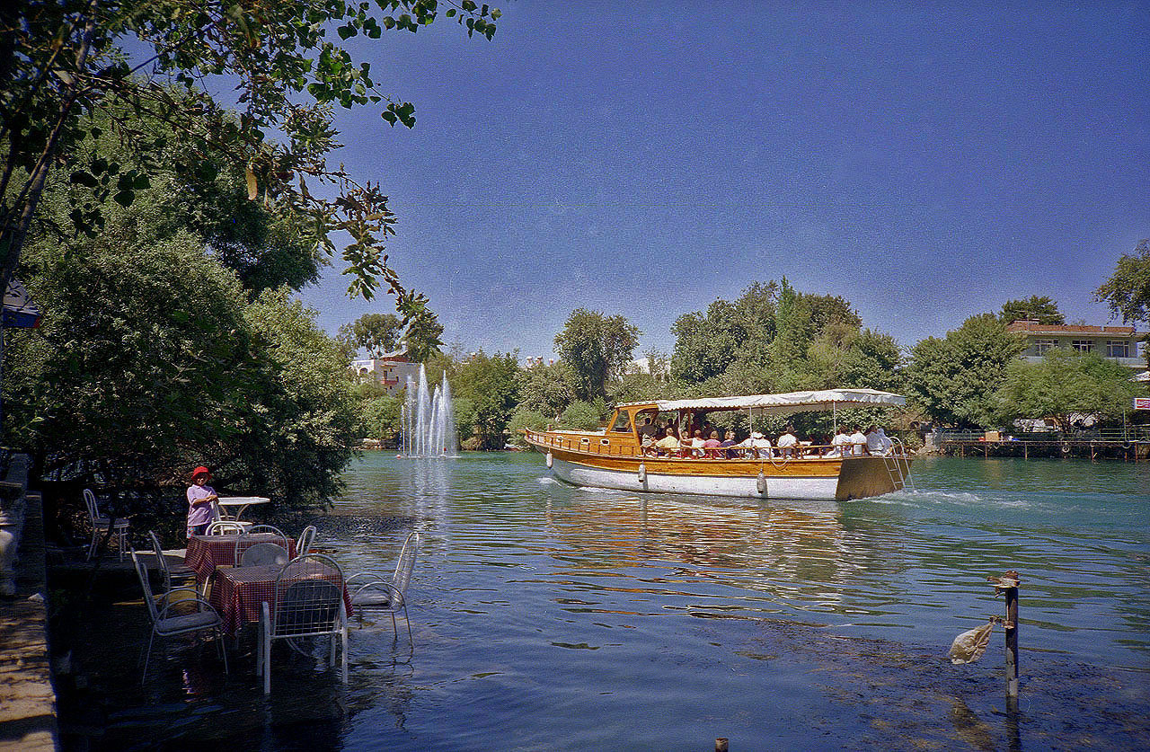 19.09.1994 | Bootstour   | abfahrendes Touristenboot
