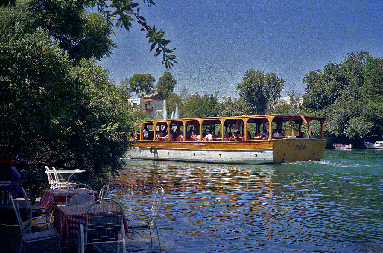 19.09.1994 | Bootstour   | abfahrendes Touristenboot