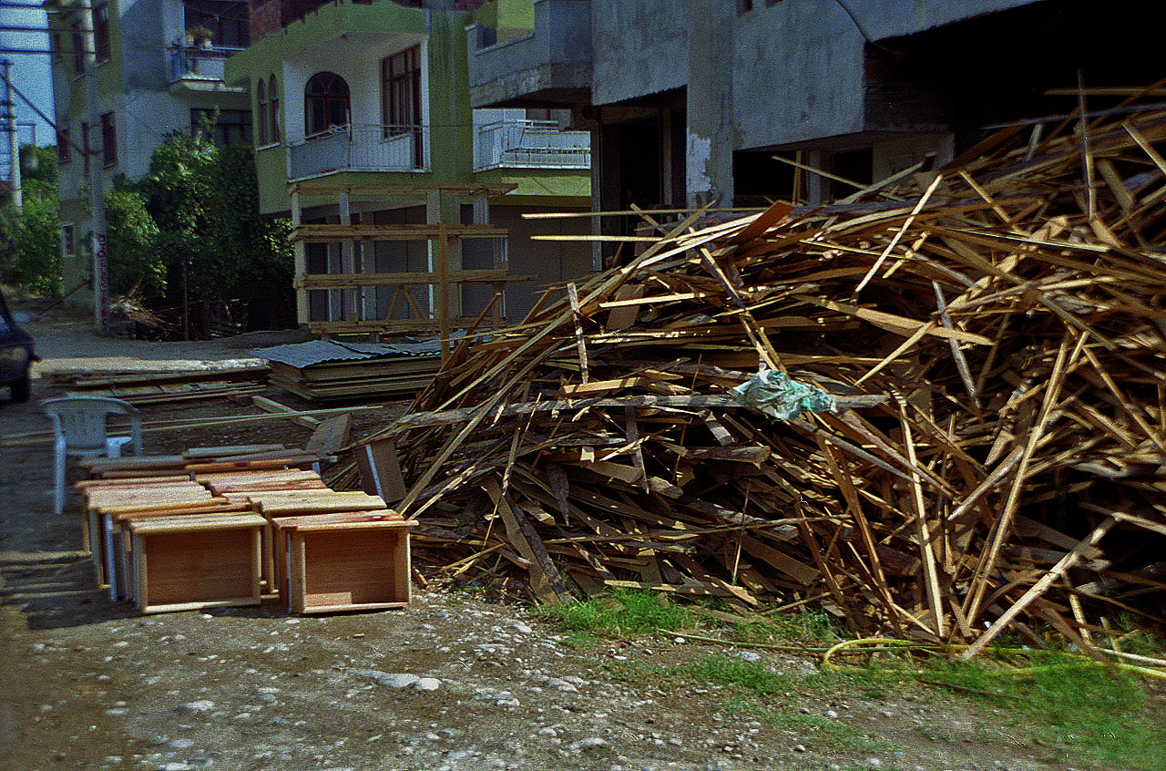 26.08.1995 | Manavgat | Schreinerei im Freien