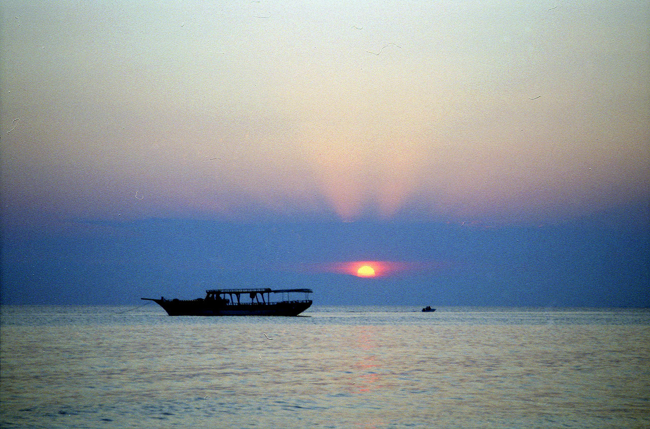 23.08.1996 | Manavgat | Sonnenuntergang überm Schiff