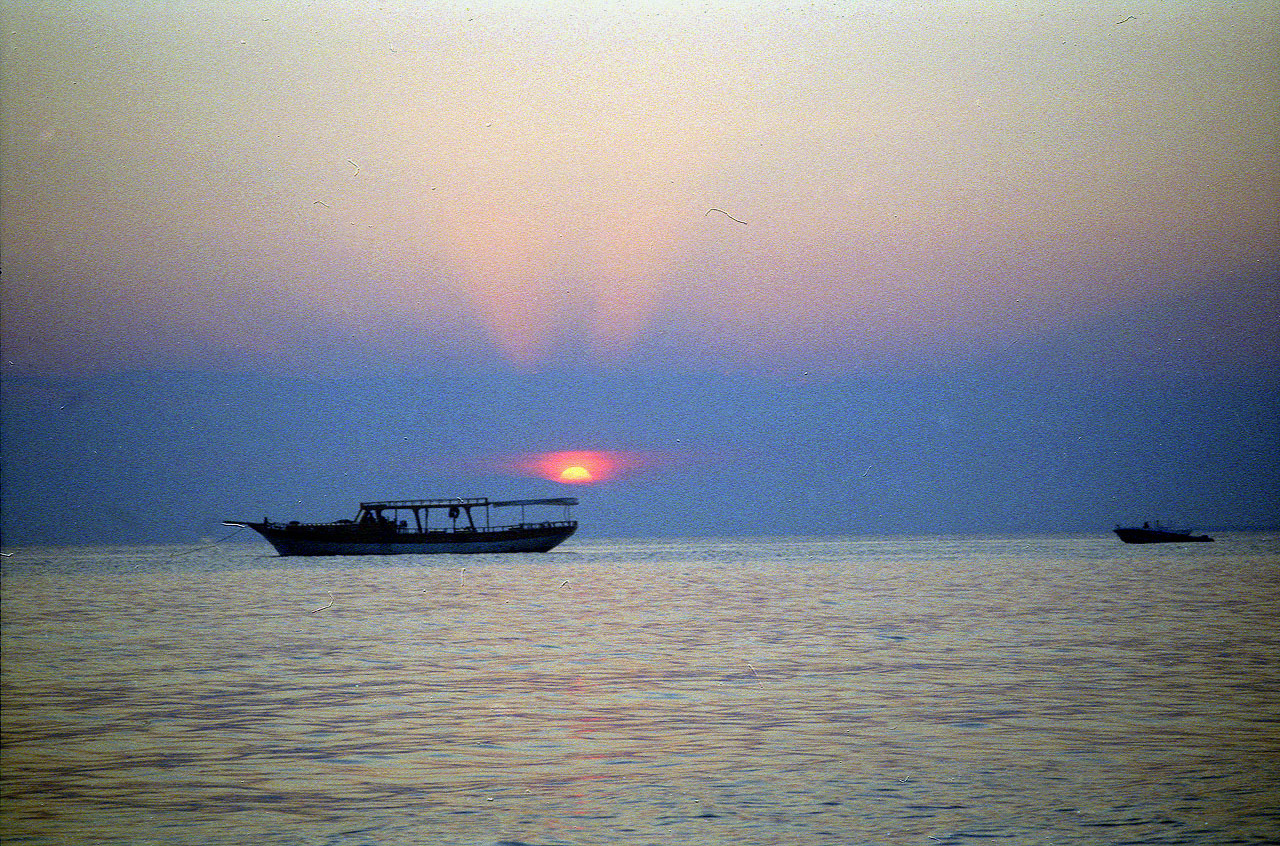 23.08.1996 | Manavgat | Sonnenuntergang überm Schiff