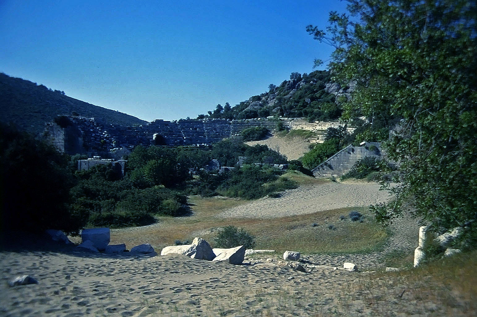 22.04.1993 | röm. Strasse | römische Strasse und Theater