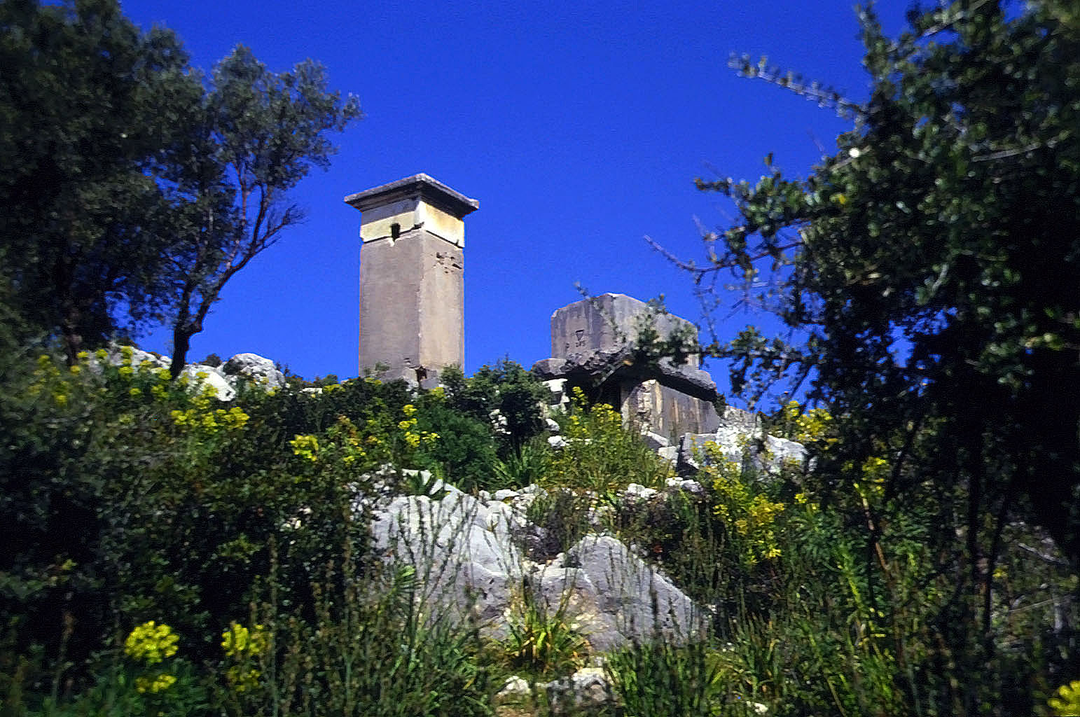 22.04.1993 | Akropolis | Hausgrab und Pfeilergrab
